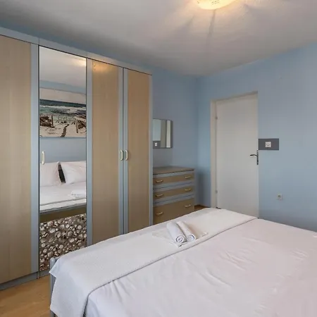 Apartment Bella *